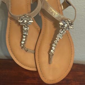 Carlos Women's Jeweled Thong Sandals, size 8.5, fits more like 7.5/8